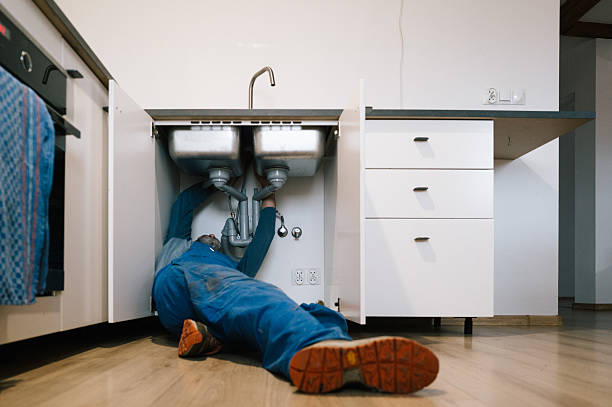 Professional Pipe Repair technician working in Rougon, LA